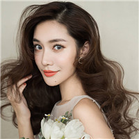 青岛新娘跟妆培训之如何画眼线