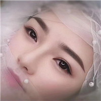 美瞳线在操作的时候要注意哪些事项？