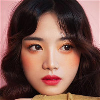 青岛化妆培训学校曼雅娜课堂《上班族妆容》