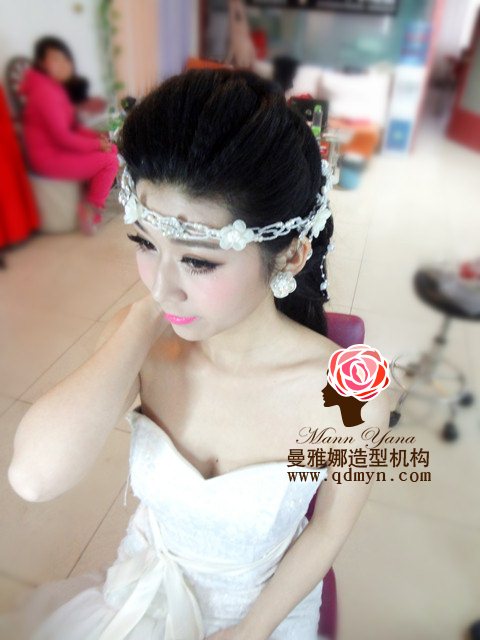 青岛曼雅娜彩妆造型怎么样，新娘跟妆作品欣赏