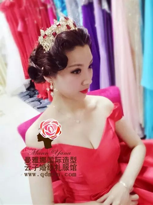 青岛新娘化妆-云子婚纱礼服馆-曼雅娜彩妆造型