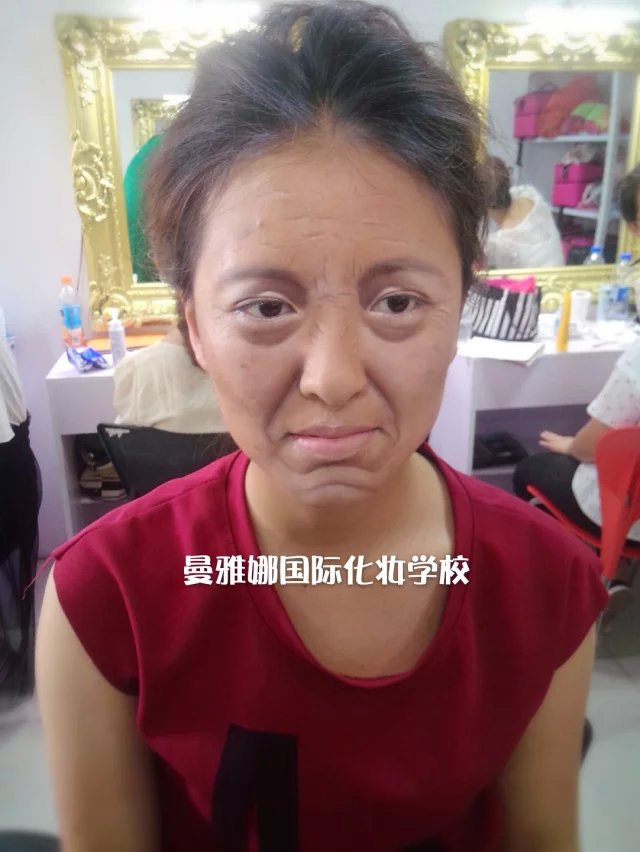 青岛新娘跟妆培训-影视特效老人妆
