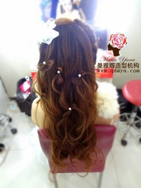 �ൺ�����ױ��ѵѧУ������Ʒ