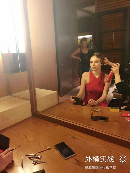 �����Ȼ�ױѧԱ�ֳ��⼮ģ���������