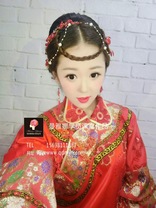 青岛最好的化妆培训学校之一学员作品