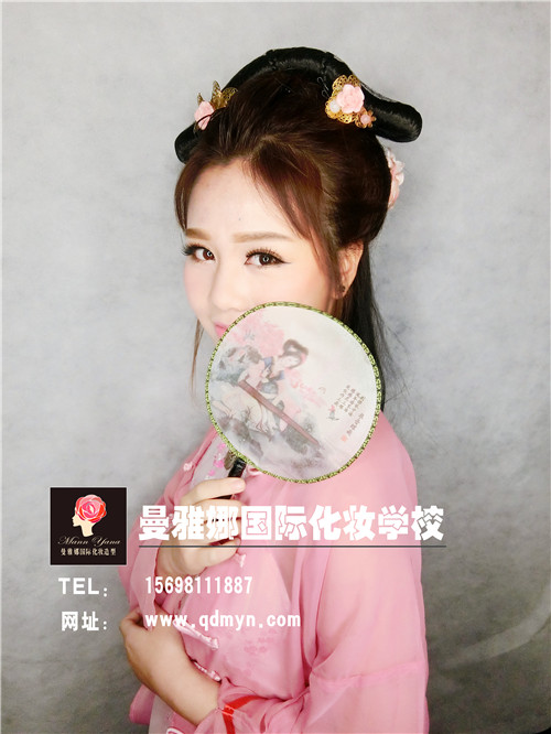 Ӱ�Ӿ��黯ױ����