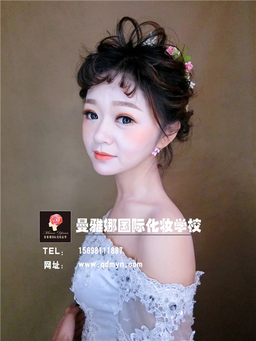 青岛新娘跟妆作品