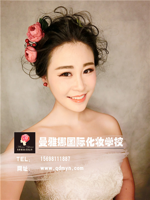 青岛婚礼化妆师作品