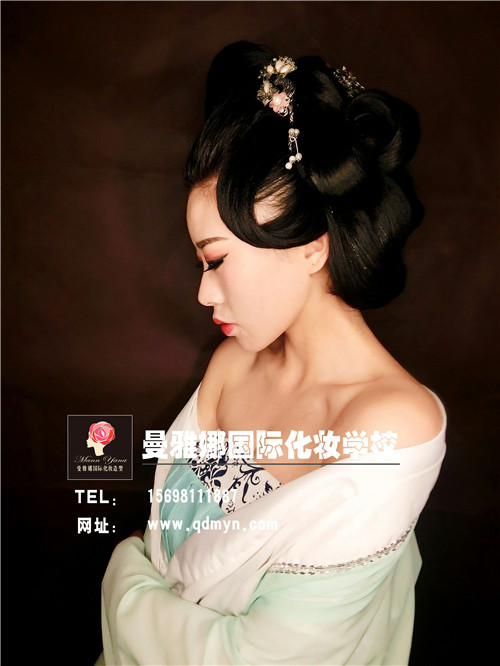 影视古妆
