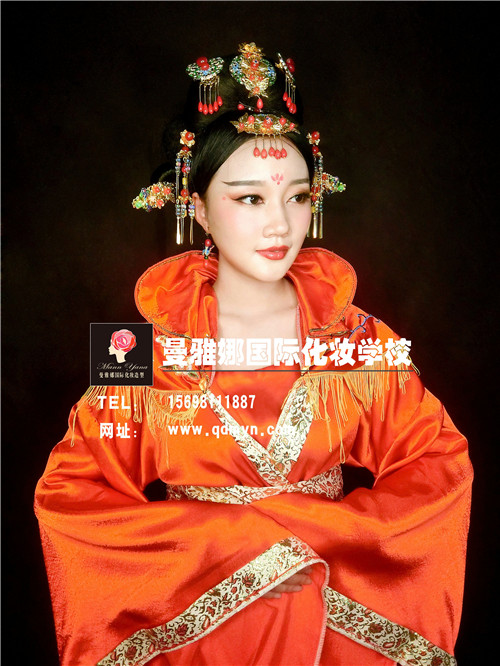 神采飞扬的影视剧组妆