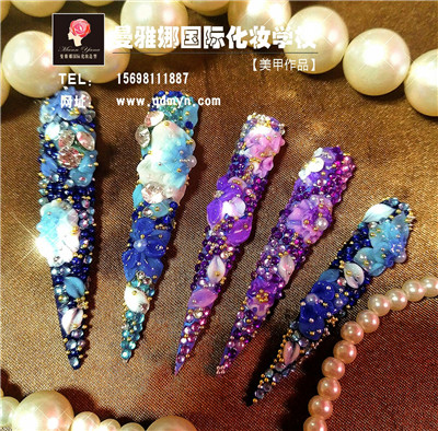 雕花延长美甲