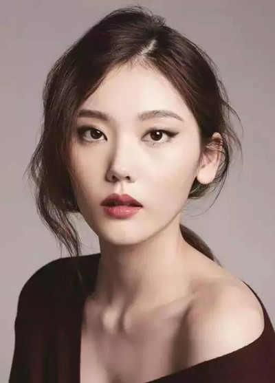 青岛彩妆培训豹眼妆