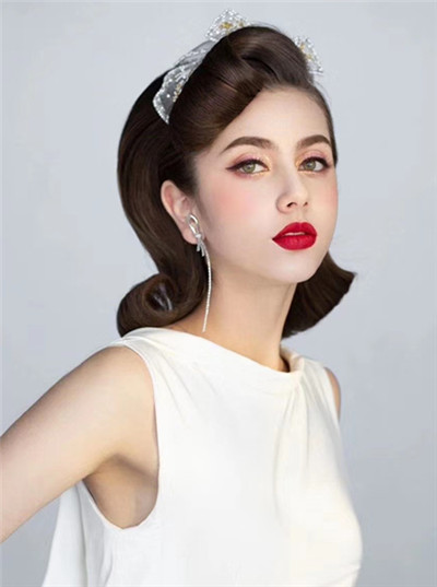 青岛个人形象设计培训之晚宴妆